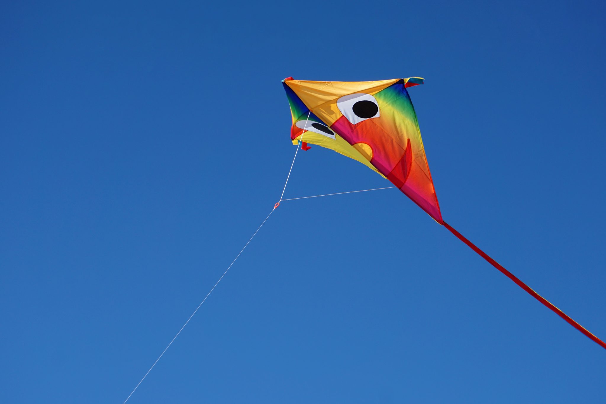 "Resh" with a tail resembles a kite